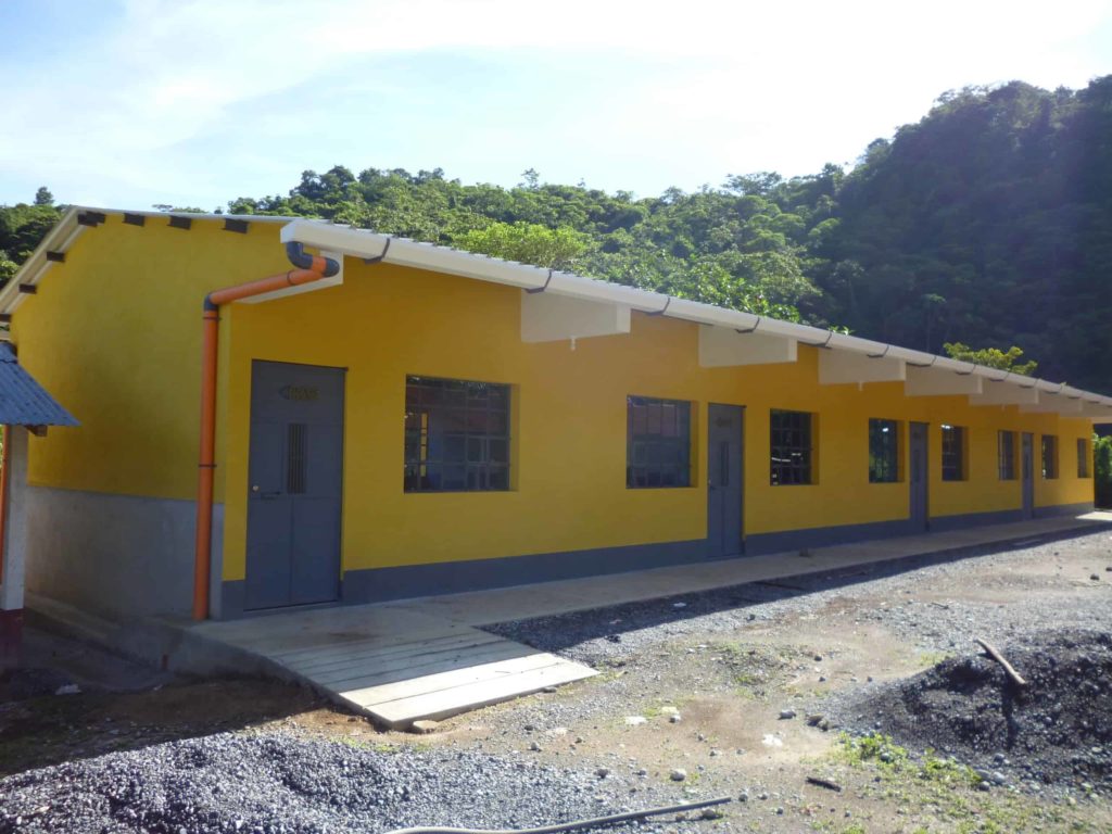 Stuart Weitzman's Impact in Comunidad Samutz Sacrabinak, Guatemala